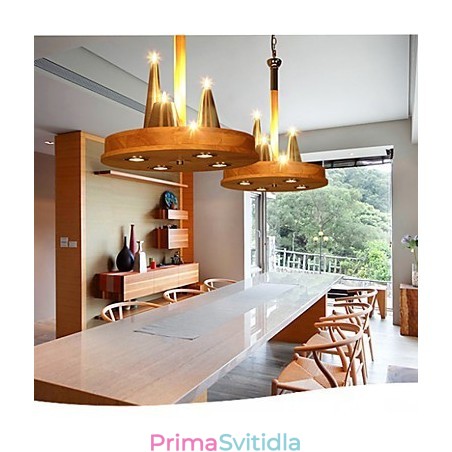 Americký teplý stylový přívěsek z masivního dřeva