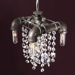 Charakteristický severoamerický 5 světelný přívěsek v designu potrubí