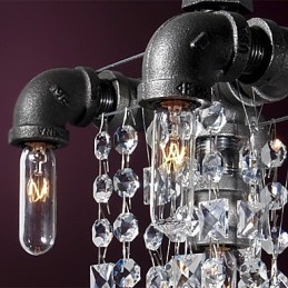 Charakteristický severoamerický 5 světelný přívěsek v designu potrubí