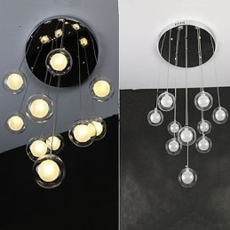 Moderní jednoduché lampy a lucerny