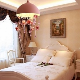 Malá růžová růžová zahradní lustrová lampa Iron Princess