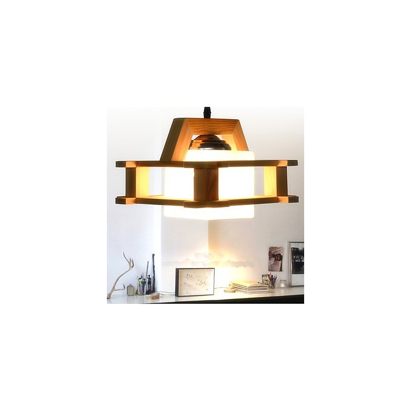 Lampa z masivního dřeva