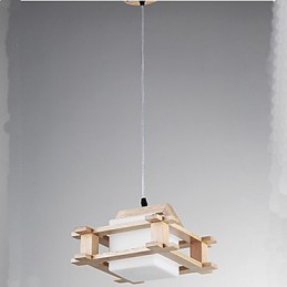 Lampa z masivního dřeva