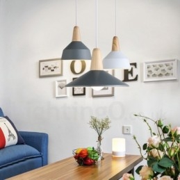 Moderní moderní závěsné světlo ze dřeva a kovu v různých barvách