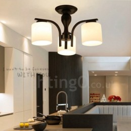 Integrovaný kovový lustr 3 Light Country se skleněným stínidlem