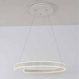 Severní Evropa Jednoduchá lustrová lampa s kreativní atmosférou zdobí svítidlo kantýny