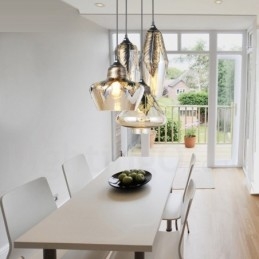 Evropská retro skleněná závěsná lampa do salonku