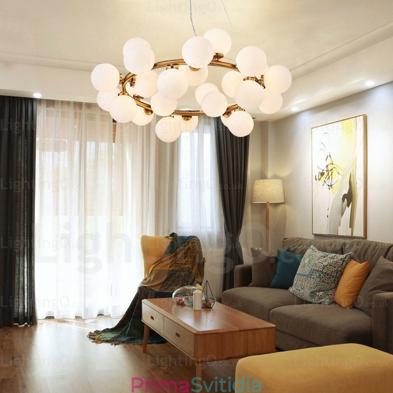 25 Lehké severské závěsné svítidlo se skleněným stínidlem