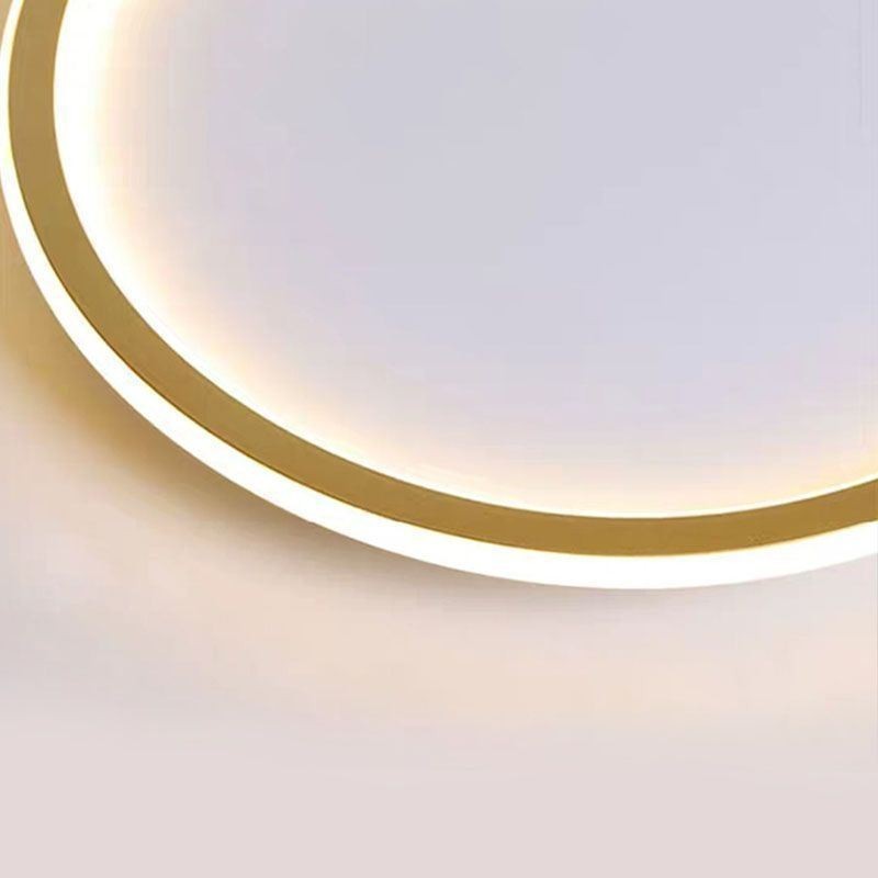 Minimalistické kruhové stropní svítidlo pro zapuštěnou montáž