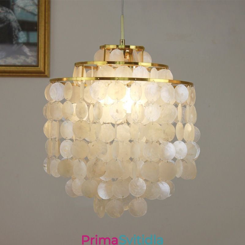 Moderní klasická závěsná lampa s bílým mušlivým stínem