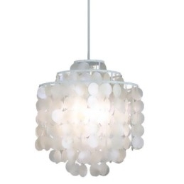 Moderní klasická závěsná lampa s bílým mušlivým stínem