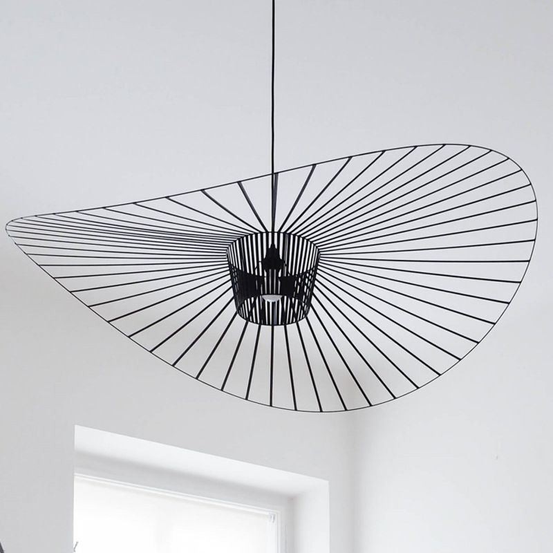 Železná závěsná lampa se slaměným kloboukem 1 světlo