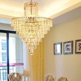 Moderní elegantní křišťálový závěsný kónický lustr