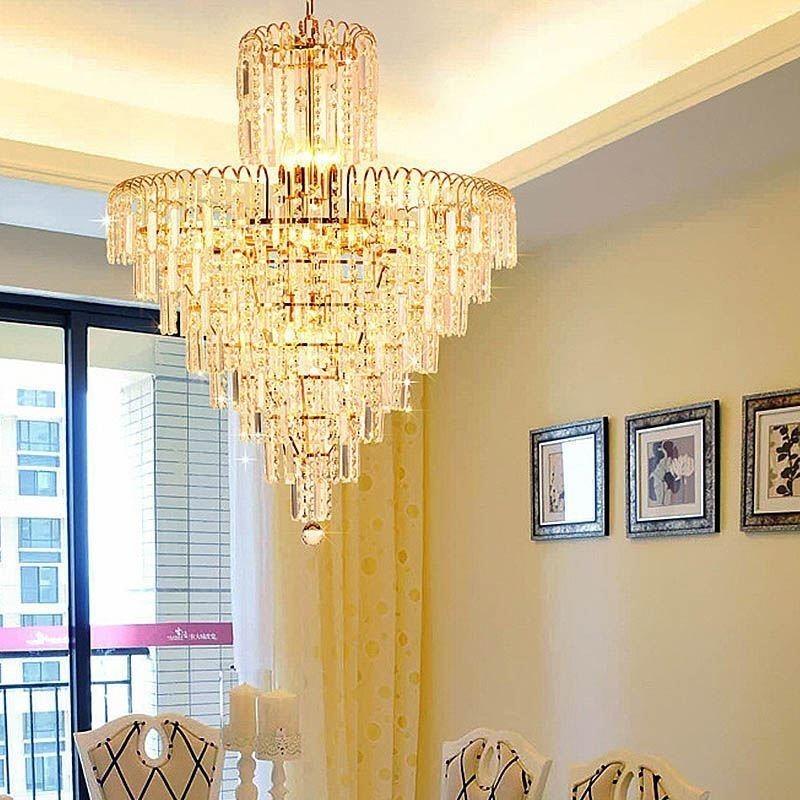 Moderní elegantní křišťálový závěsný kónický lustr