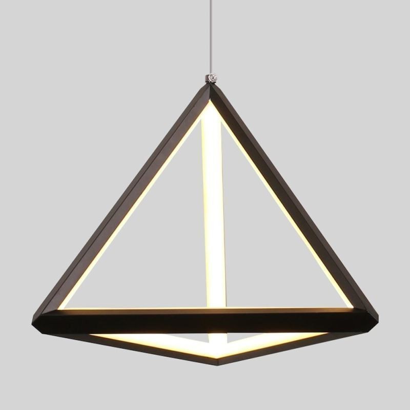 Postmoderní závěsné světlo s geometrickým trojúhelníkem osvětlení kreativní lampy