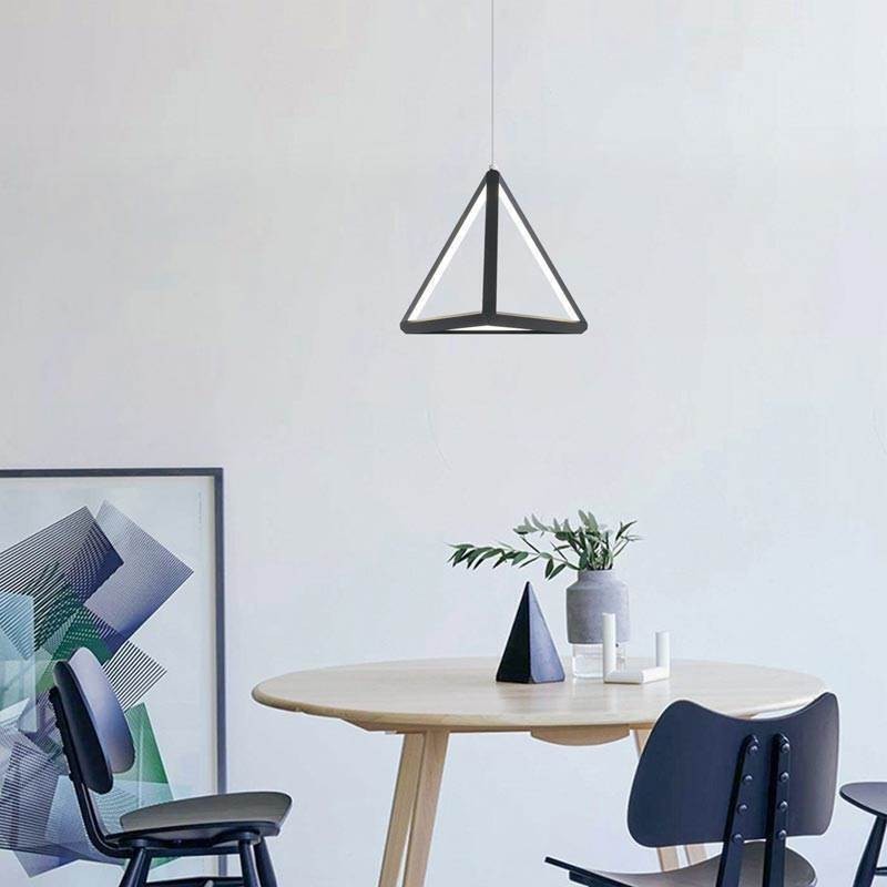 Postmoderní závěsné světlo s geometrickým trojúhelníkem osvětlení kreativní lampy