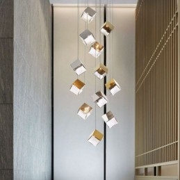 Stropní svítidla do pavilonu kreativního skla