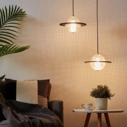 Moderní skleněné závěsné svítidlo ve tvaru stropní lampy