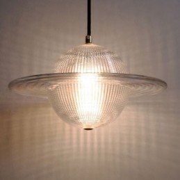 Moderní skleněné závěsné svítidlo ve tvaru stropní lampy