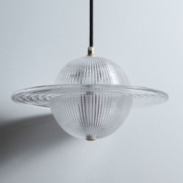 Moderní skleněné závěsné svítidlo ve tvaru stropní lampy