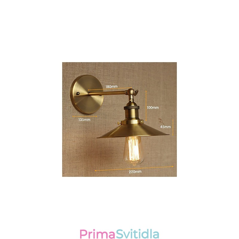 Minimalistická vila v industriálním stylu Retro měděné dekorativní deštníky před zdí kostelní uličky