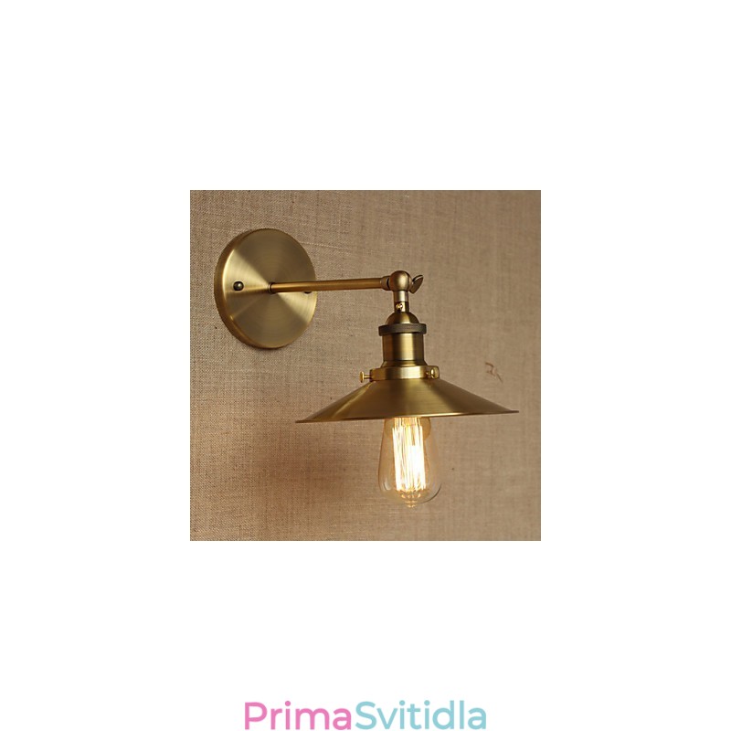 Minimalistická vila v industriálním stylu Retro měděné dekorativní deštníky před zdí kostelní uličky