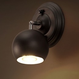 Nástěnná lampa Loft Creative z tepaného železa obnovující starobylá světla