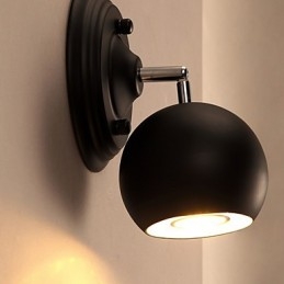 Nástěnná lampa Loft Creative z tepaného železa obnovující starobylá světla
