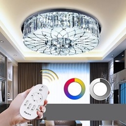 Zapuštěný křišťálový moderní moderní kov