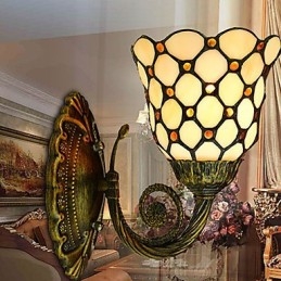 Evropská středomořská smluvní venkovská kreativní kovaná nástěnná lampa Skleněná světla