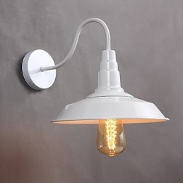 Obnova starověkých způsobů je stará pouliční lampa Balkonová chodba Nástěnná lampa z tepaného železa
