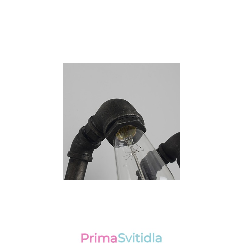 Retro kovová nástěnná lampa pro kavárnu