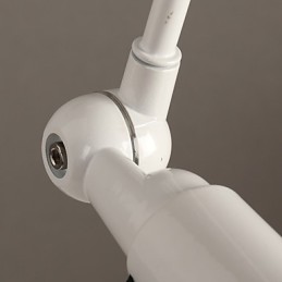Obnovení starověkých způsobů mechanického ramene s dvojitými nástěnnými lampami
