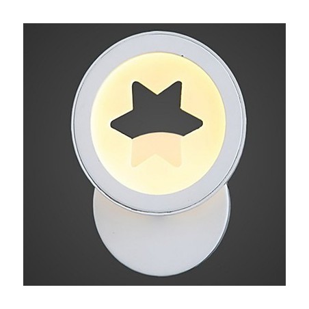 Moderní nástěnné svítidlo v novém designu Moderní nástěnné svítidlo v novém designu