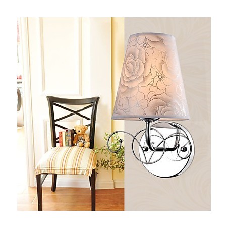 Kreativní moderní a smluvní křišťálové nástěnné lampy v evropském stylu Kreativní moderní a smluvní křišťálové nástěnné lampy v evropském stylu