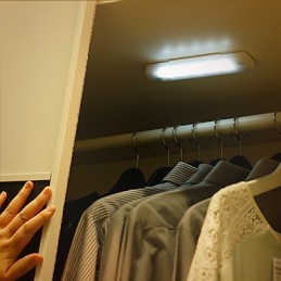 Indukce lidského těla jako lepkavá Ambry ultratenká deska Light Shoe Light Noční světlo nástěnná lampa Light