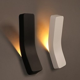 Smluvní a současné kreativní ohýbané kované nástěnné lampy Power Lights
