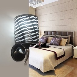 Moderní nástěnné lampy z tepaného železa z ovčí kůže