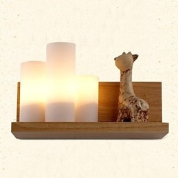 Nástěnná lampa tři světla a sklo