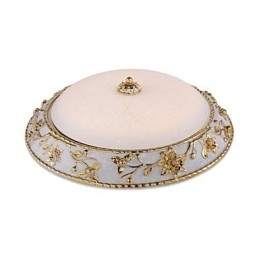 Moderní současná kovová zapuštěná montáž