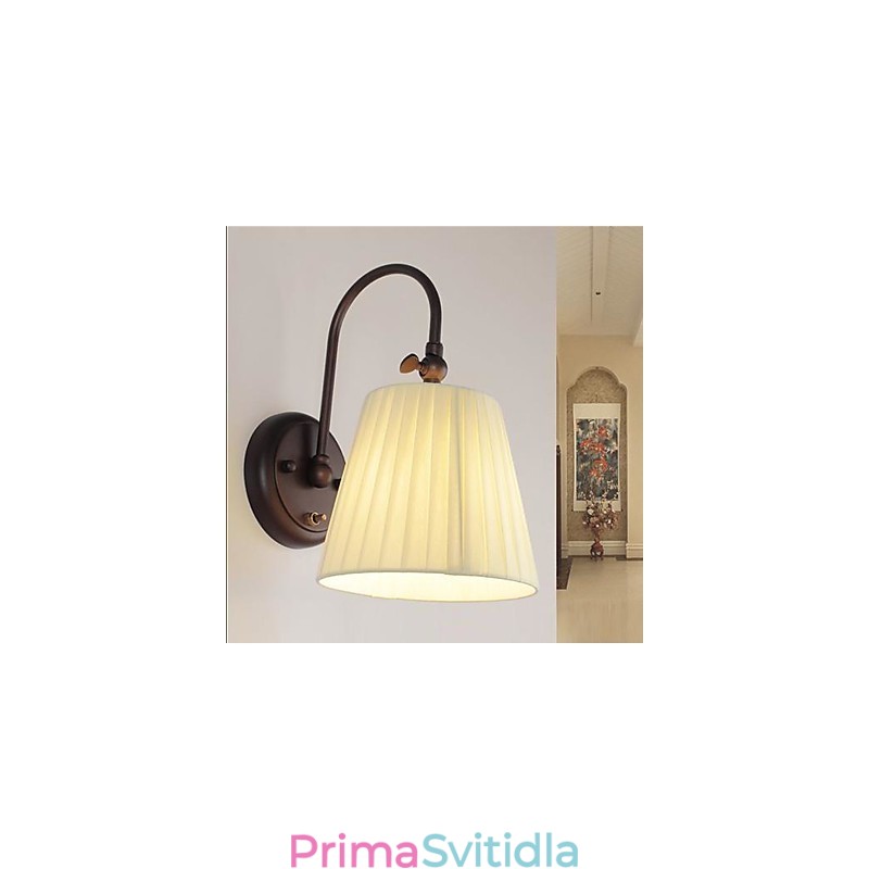 Železná nástěnná lampa s látkovým stínidlem v 1 světle