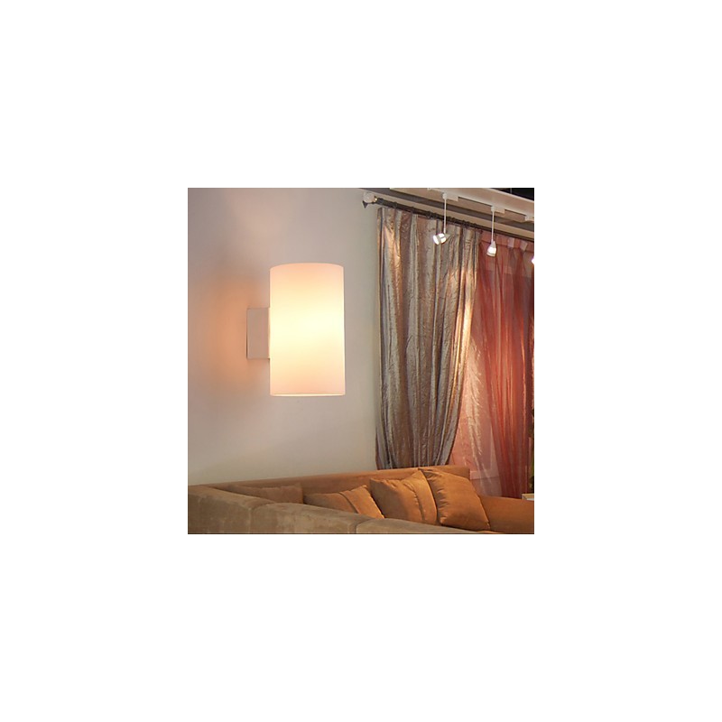 Skleněná nástěnná lampa pro kovovou základnu a skleněné stínidlo pro světlo v ložnici