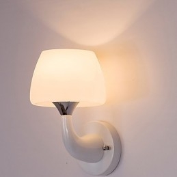 Kovové moderní moderní zapuštěné a stropní svítidlo Hugger s funkcí nástěnného svítidla
