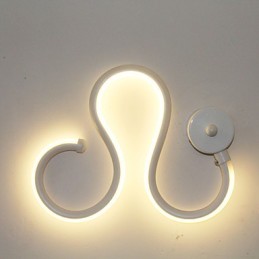 Moderní minimalistická lampa Hliníková lampa Ložnice Dekorace noční lampy Designéři Tvarované osvětlení chodby Kreativní lampy do obývacího pokoje