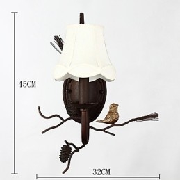 Severoamerický vintage kov s pryskyřičným ptákem a borovým kuželem Nástěnná lampa vhodná do obývacího pokoje Nástěnné svítidlo do jídelny