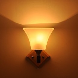 Funkce moderní moderní venkovské malby pro nástěnné svítidlo Uplight