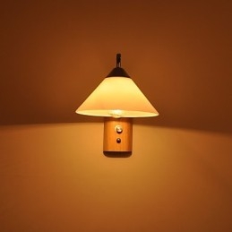 Jednoduchá nástěnná lampa Noční stolní lampa se skleněným stínidlem a masivním dřevem do ložnice Komoda Obývací pokoj Dětský pokoj Kolej Konferenční stolek Knihovny