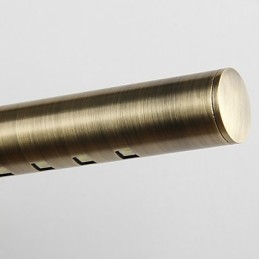 Hardware lampa s kulatým zrcátkem