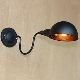 Retro černá vysoce kvalitní pracovna v ložnici, která se točí kolem dekorativní uličky na stěně