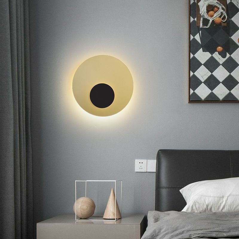Nástěnné svítidlo Nordic Wall Light Black Gold Kulaté celoměděné nástěnné svítidlo
